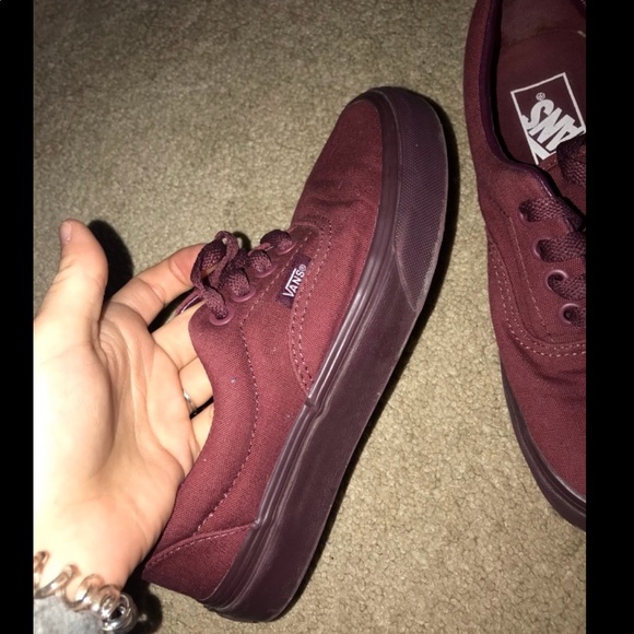 vans - Picture 3 of 4